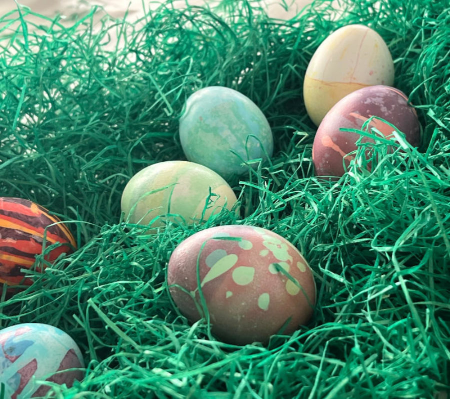 Atelier des œufs décorés à la cire