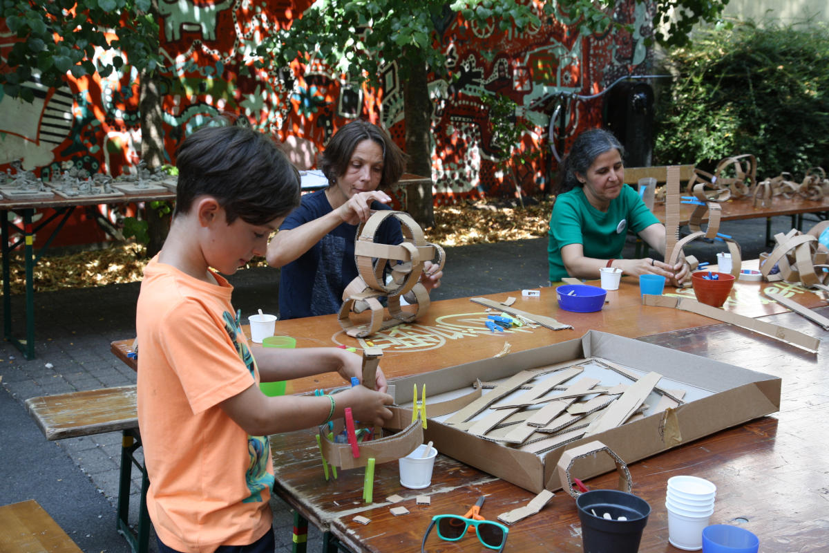 Les Créateliers sont au Square Monthoux Les Créateliers sont au Square Monthoux