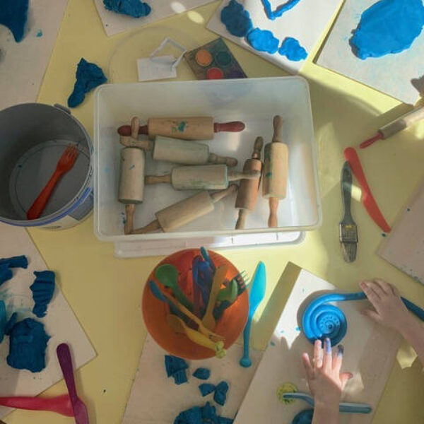 Atelier d’éveil plastique parents-enfants